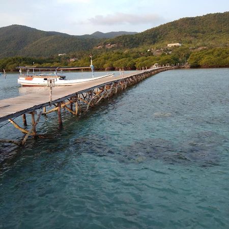 Mangrove Inn Каримунджава Екстериор снимка