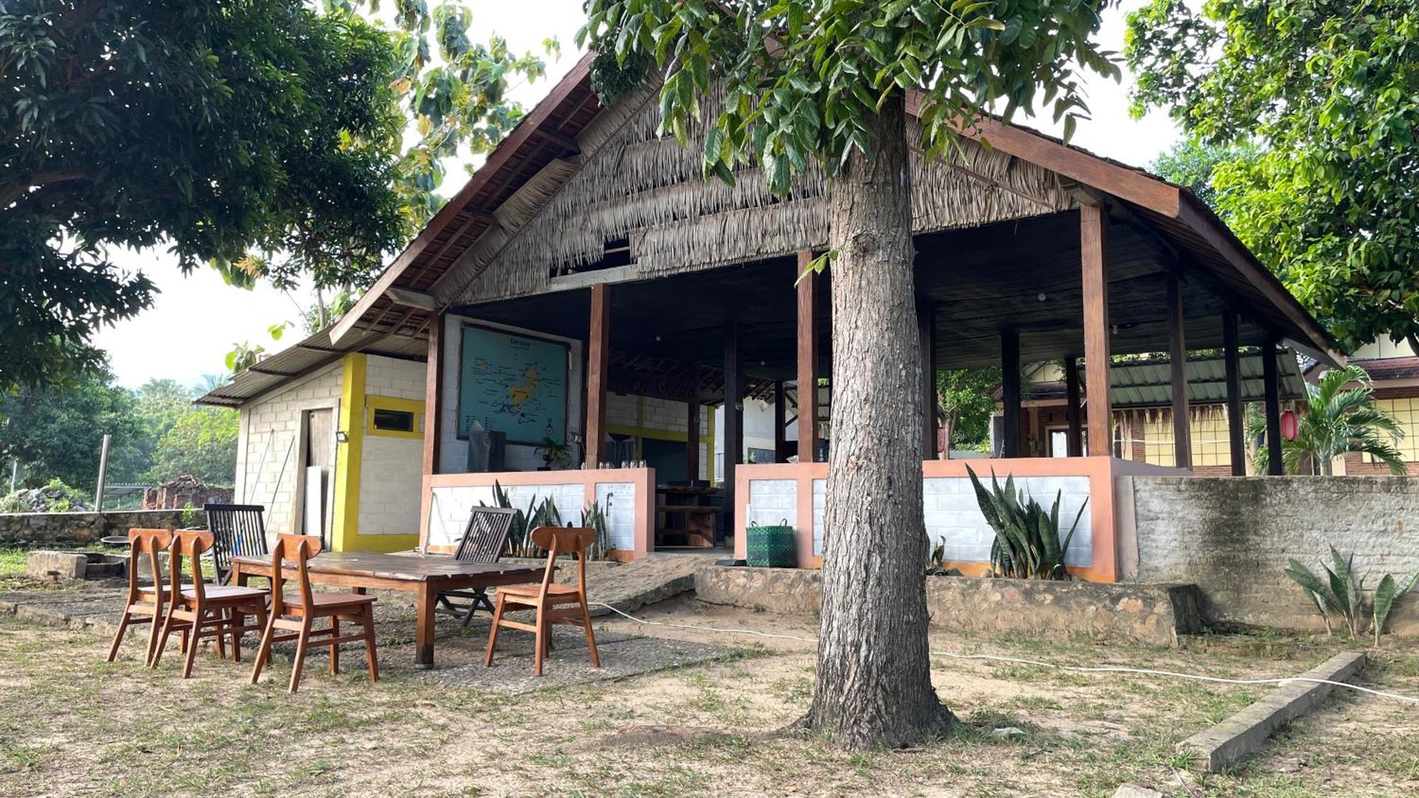 Mangrove Inn Каримунджава Екстериор снимка