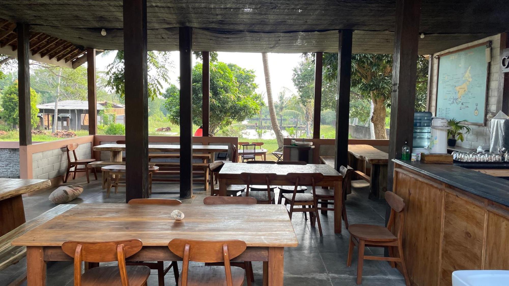Mangrove Inn Каримунджава Екстериор снимка