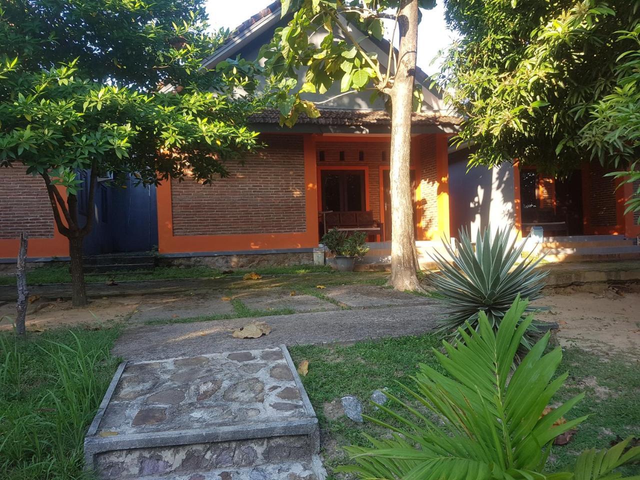 Mangrove Inn Каримунджава Екстериор снимка
