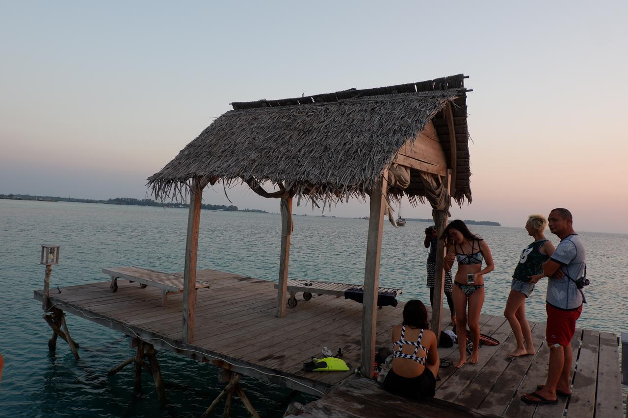 Mangrove Inn Каримунджава Екстериор снимка